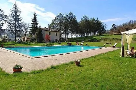 Carpini Sleeps 2 Pool Wifi Апартаменты Монтоне